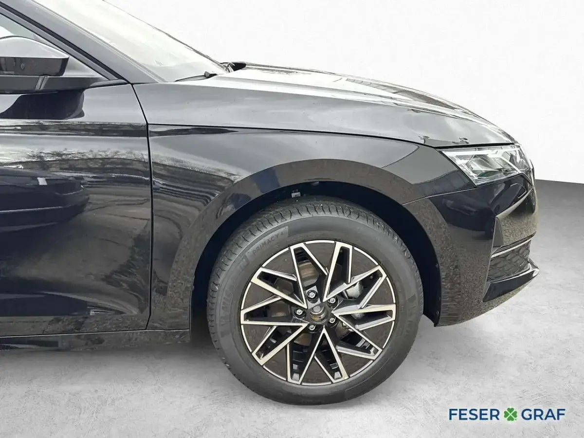 Nowe Skoda Octavia 150 KM (110 kW) 2026 Czarny Kombi