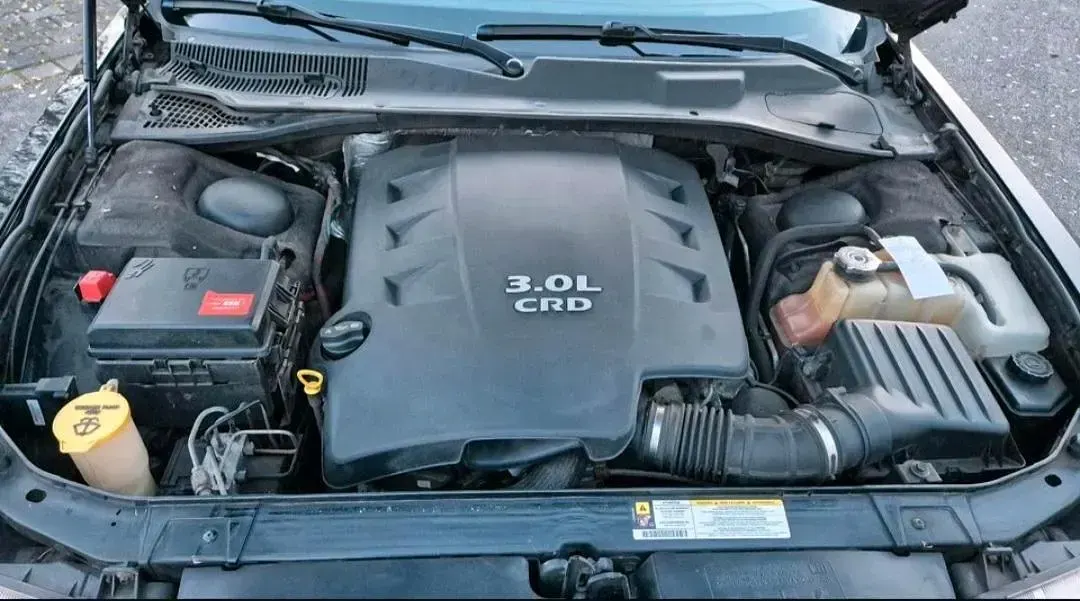 Usado Chrysler 300C 218 CV (160 kW) 2010 Negro Familiar