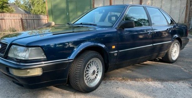 Blau Gebraucht 1991 Audi V8 Limousine | 6.850 € - Bild 1/3