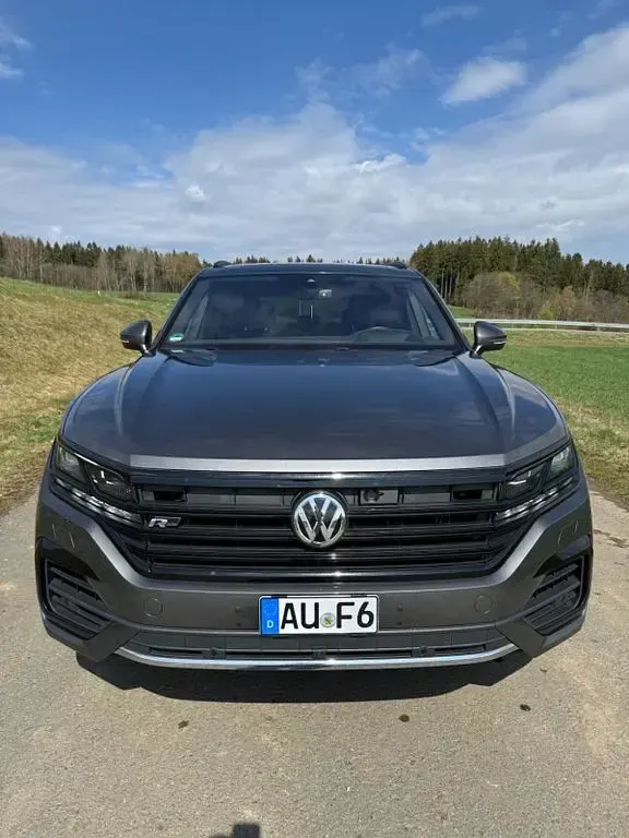 Gebraucht VW Touareg 421 PS (309 kW) 2020 Grau SUV