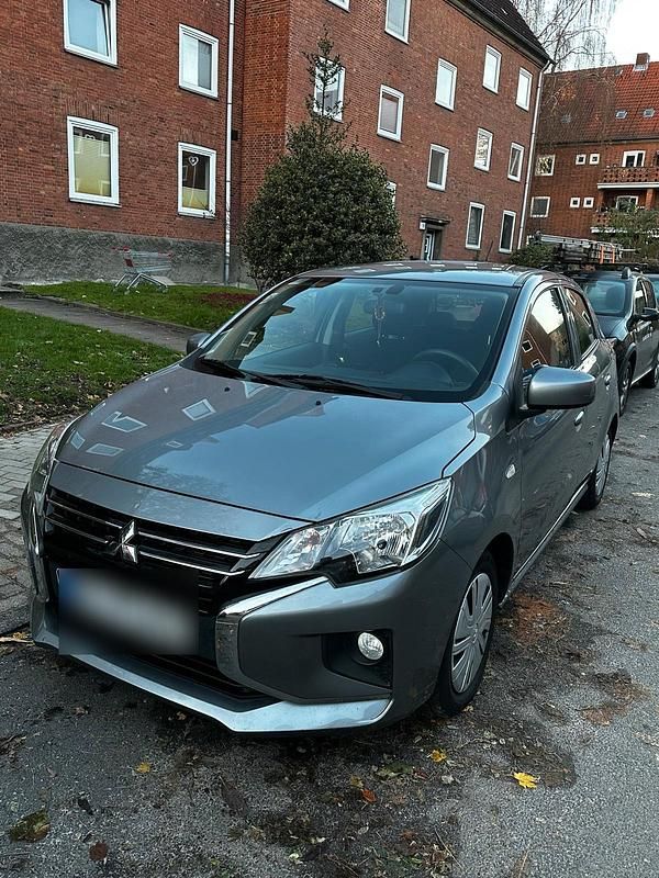 Grau Gebraucht 2020 Mitsubishi Space Star Kleinwagen | 7.490 € (Fairer Preis) - Bild 1/4