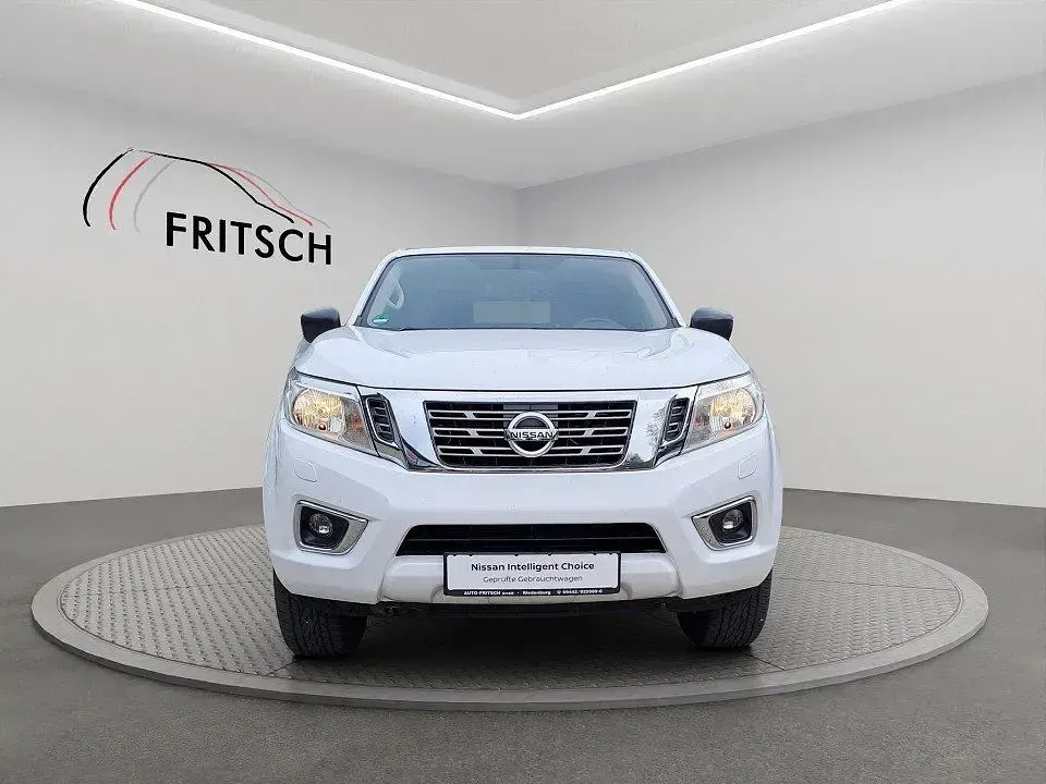 Gebraucht Nissan Navara Acenta 163 PS (119 kW) 2022 Weiß Pickup