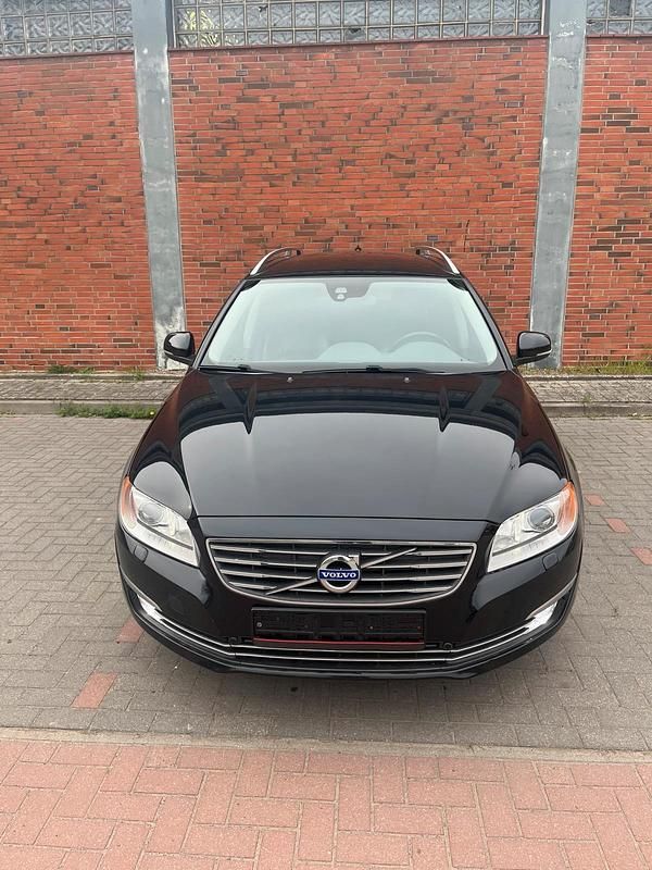 Second-hand Volvo V70 163 CP (119 kW) 2013 Negru Break