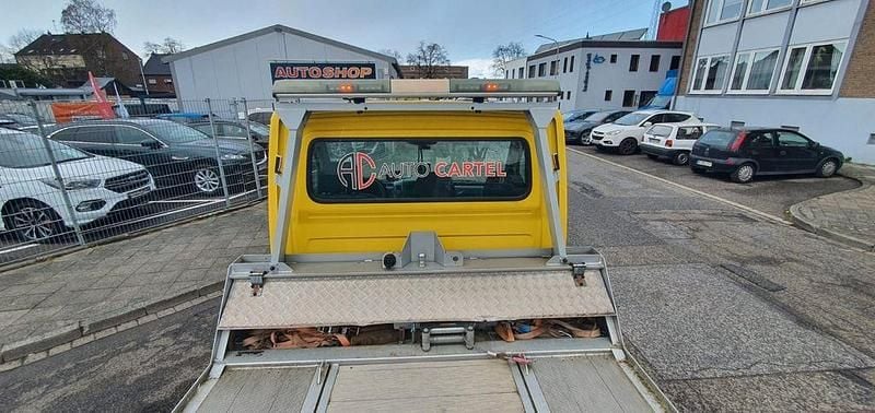 Gebraucht Mercedes Sprinter 190 PS (139 kW) 2014 Verkehrsgelb "89"
