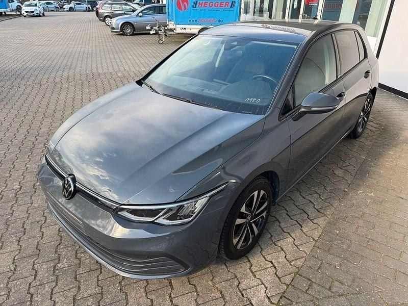 Gebraucht VW Golf VII Active 150 PS (110 kW) 2021 Grau Kleinwagen