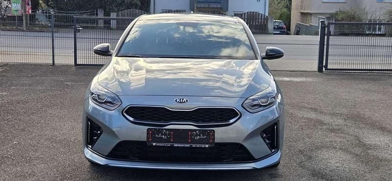 Gebraucht Kia ProCeed GT-Line 136 PS (100 kW) 2020 (css) lunarsilber met. Kombi