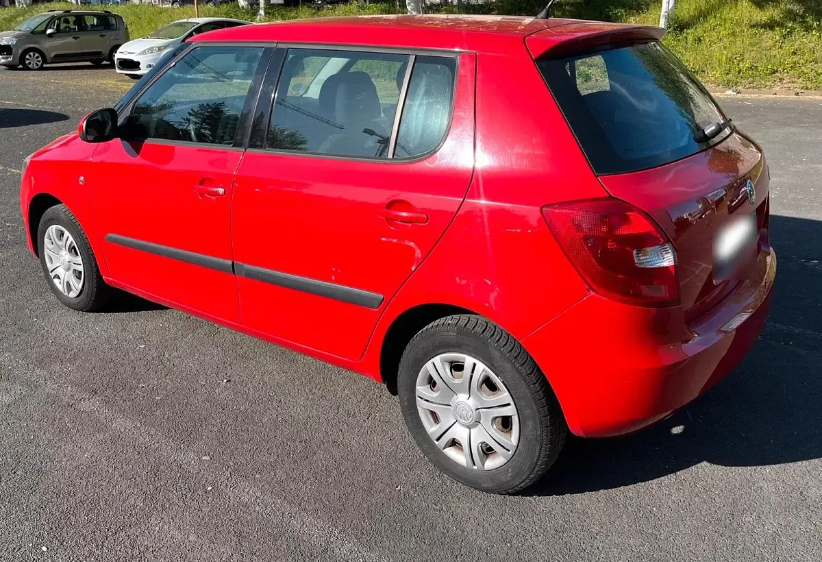 Gebraucht Skoda Fabia 60 PS (44 kW) 2010 Kleinwagen