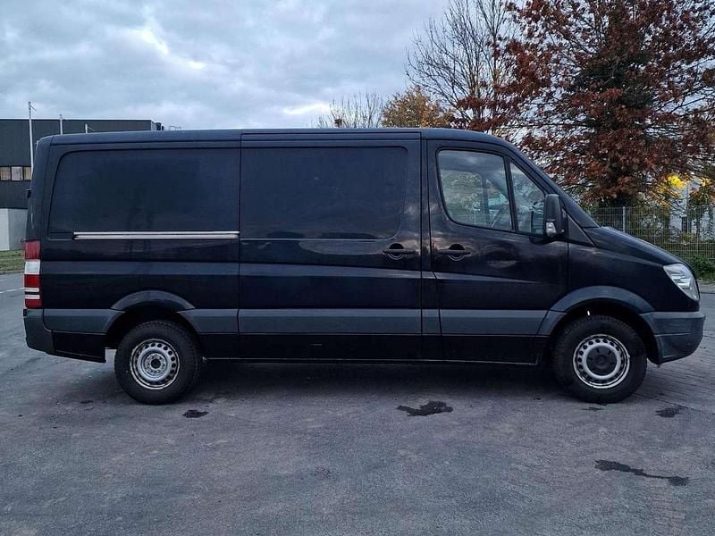 Schwarz Gebraucht 2012 Mercedes Sprinter Van | 6.500 € (Superpreis) - Bild 1/4