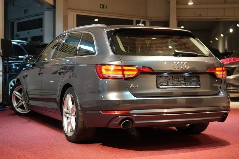 Gebraucht Audi A4 S-Line 190 PS (139 kW) 2016 Grau Kombi