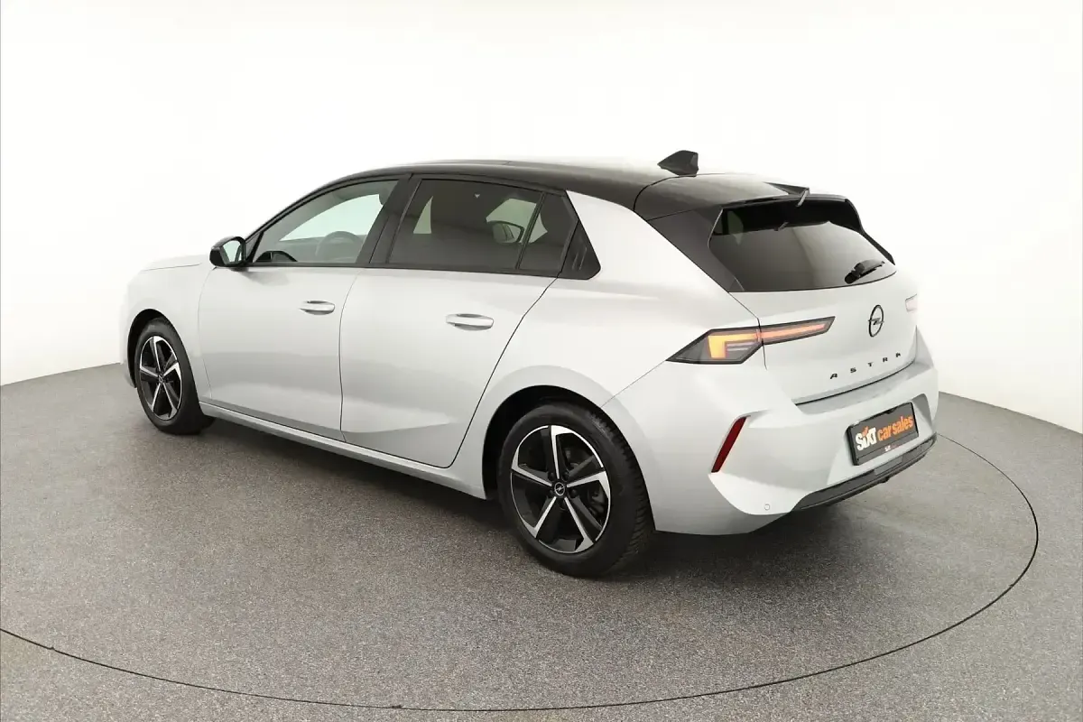 Gebraucht Opel Astra 96 PS (70 kW) 2025 Silber Kleinwagen