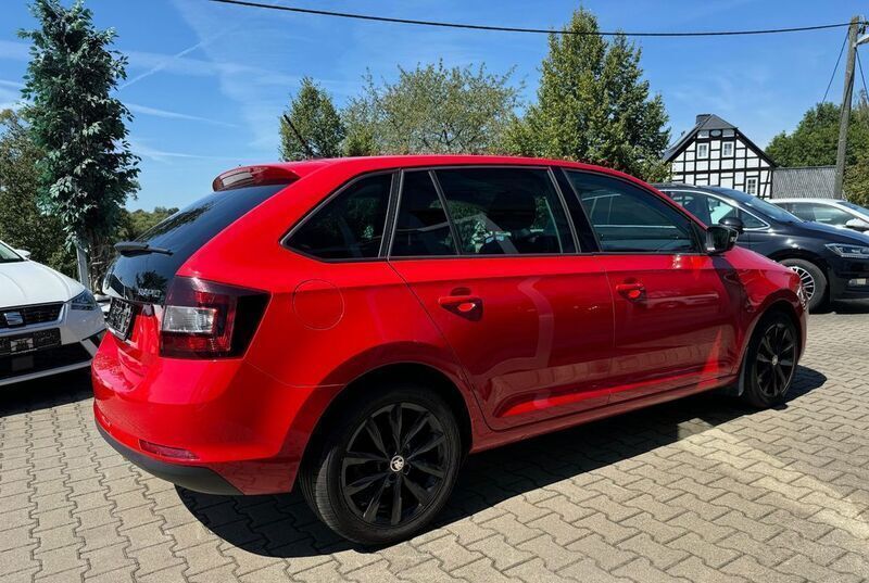 Gebraucht Skoda Rapid Style 110 PS (80 kW) 2019 Rot Limousine