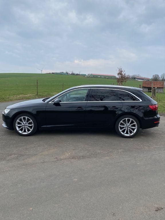 Gebraucht Audi A4 Sport 190 PS (139 kW) 2016 Schwarz Kombi