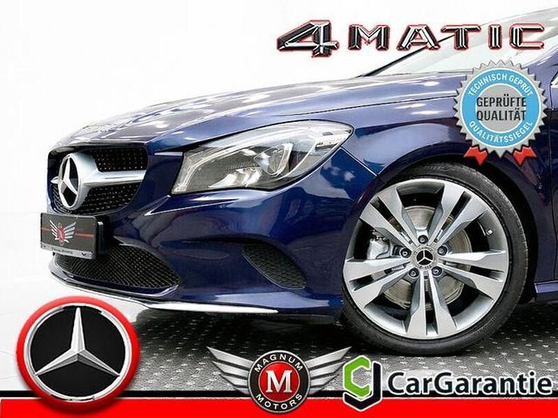 Gebraucht Mercedes CLA220 184 PS (135 kW) 2018 Blau Limousine