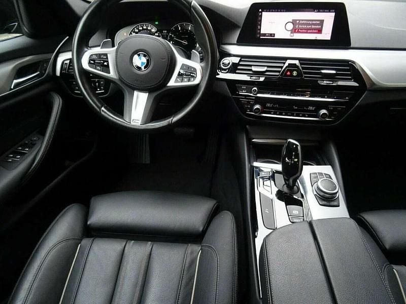 Gebraucht BMW 530 Shadowline 265 PS (194 kW) 2020 Schwarz Kombi