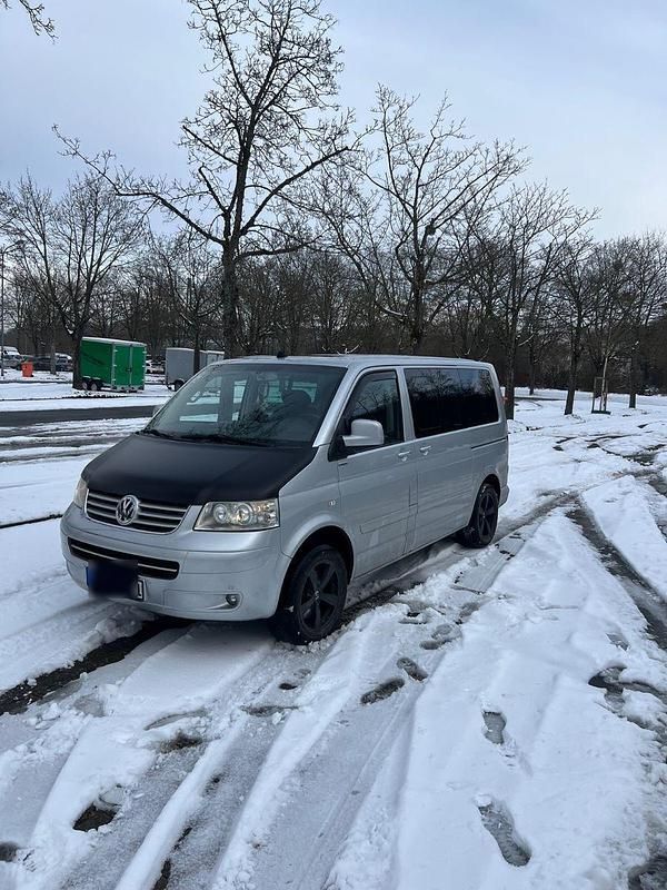Gebraucht VW Multivan 174 PS (127 kW) 2007 Silber Van