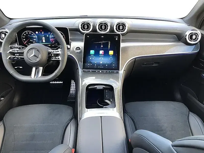 Usata Mercedes GLC200 204 CV (150 kW) 2025 Argento SUV