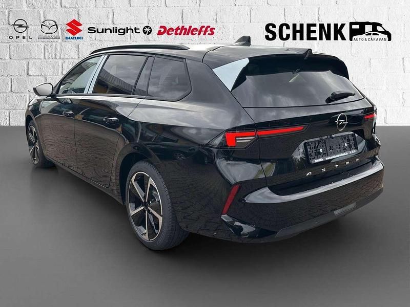 Neu Opel Astra Edition 131 PS (96 kW) 2025 Schwarz Kombi