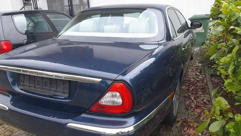 Gebraucht Jaguar XJ 136 PS (100 kW) 2006 Grün Limousine