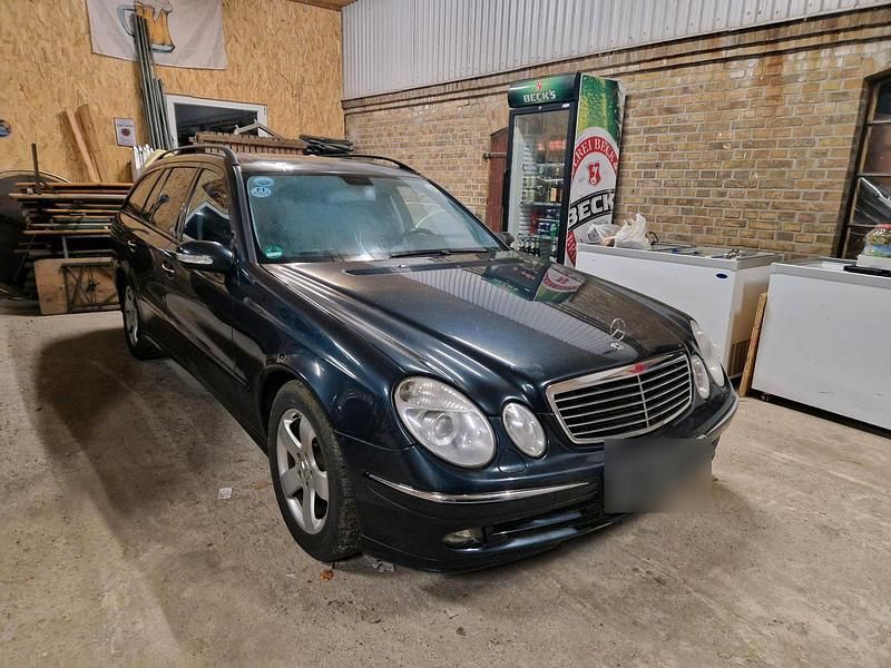 Gebraucht Mercedes E280 190 PS (139 kW) 2006 Schwarz Kombi