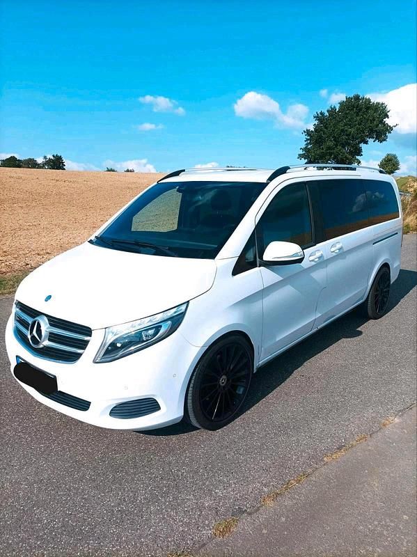 Gebraucht Mercedes V250 190 PS (139 kW) 2014 Weiß Van / Kleinbus