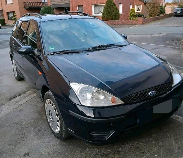 Second-hand Ford Focus 100 CP (73 kW) 2004 Albastru Break