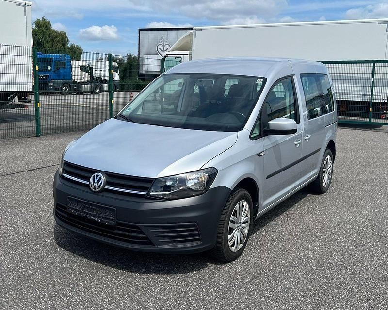 Grau Gebraucht 2021 VW Caddy Van / Kleinbus | 13.000 € (Guter Preis) - Bild 1/4