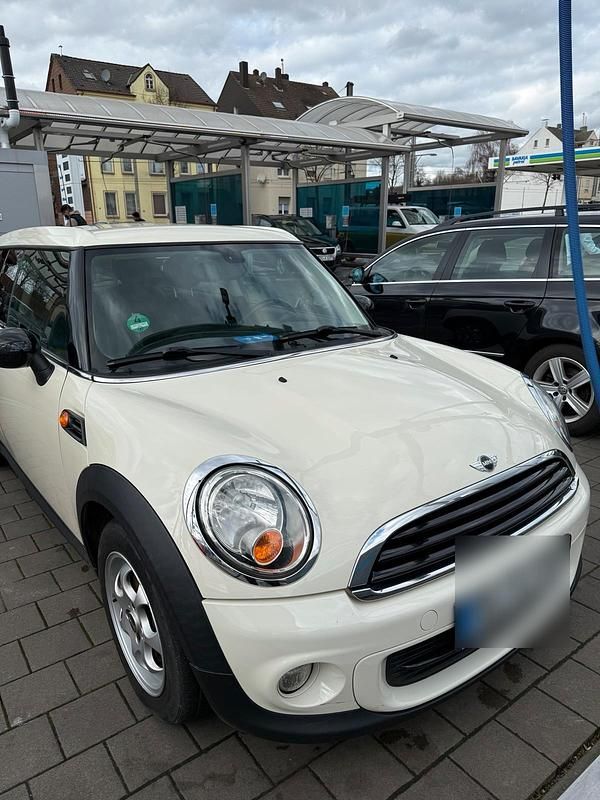 Usata Mini ONE 95 CV (69 kW) 2011 Beige Utilitaria