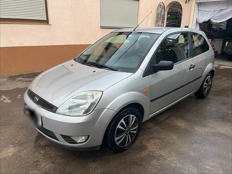 Gebraucht Ford Fiesta 80 PS (58 kW) 2005 Silber Kleinwagen
