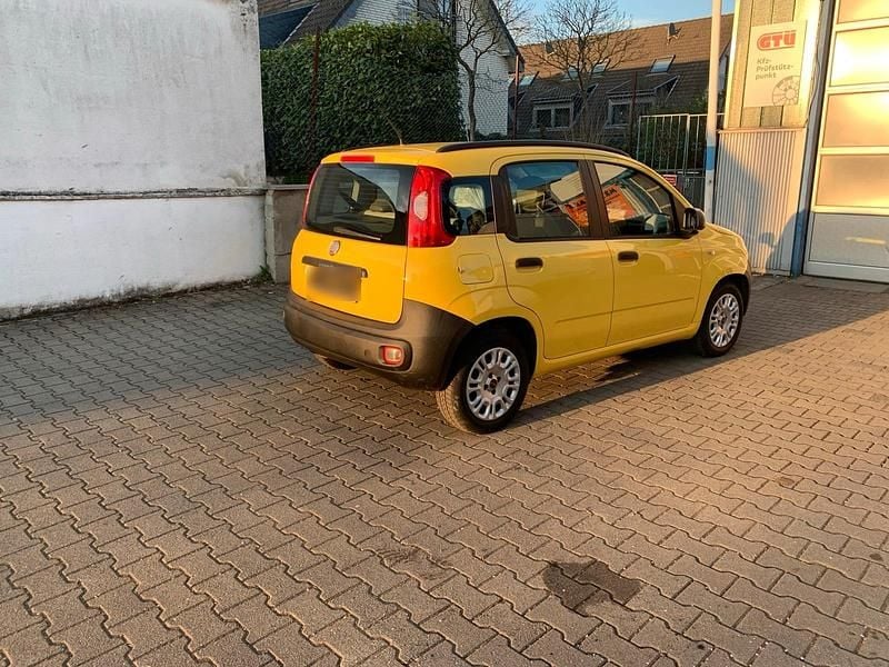 Gebraucht Fiat Panda 69 PS (50 kW) 2014 Gelb Kleinwagen