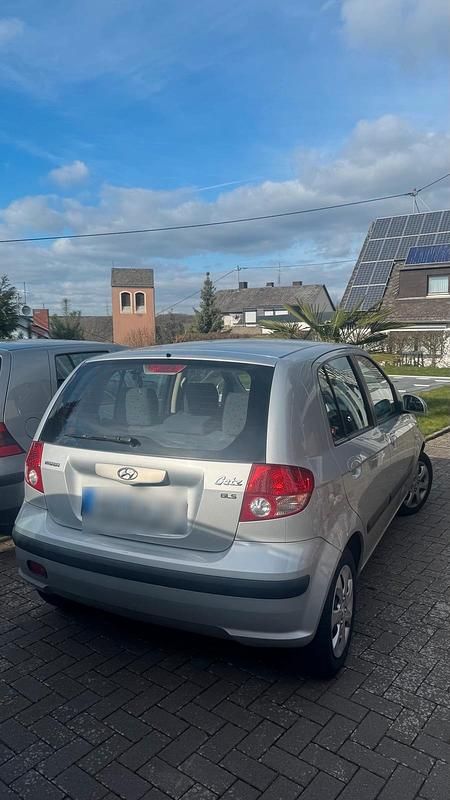 Gebraucht Hyundai Getz GLS 86 PS (63 kW) 2004 Silber Kleinwagen