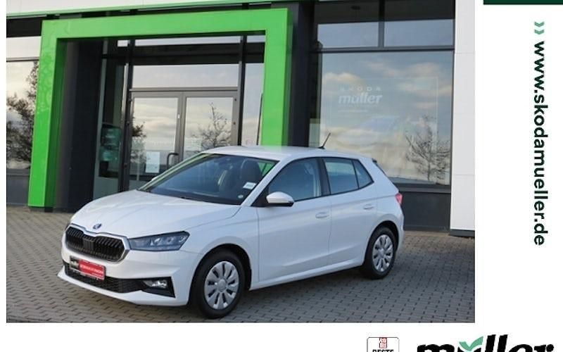 Gebraucht Skoda Fabia Selection 80 PS (58 kW) 2024 Weiß (candyweiss) Limousine