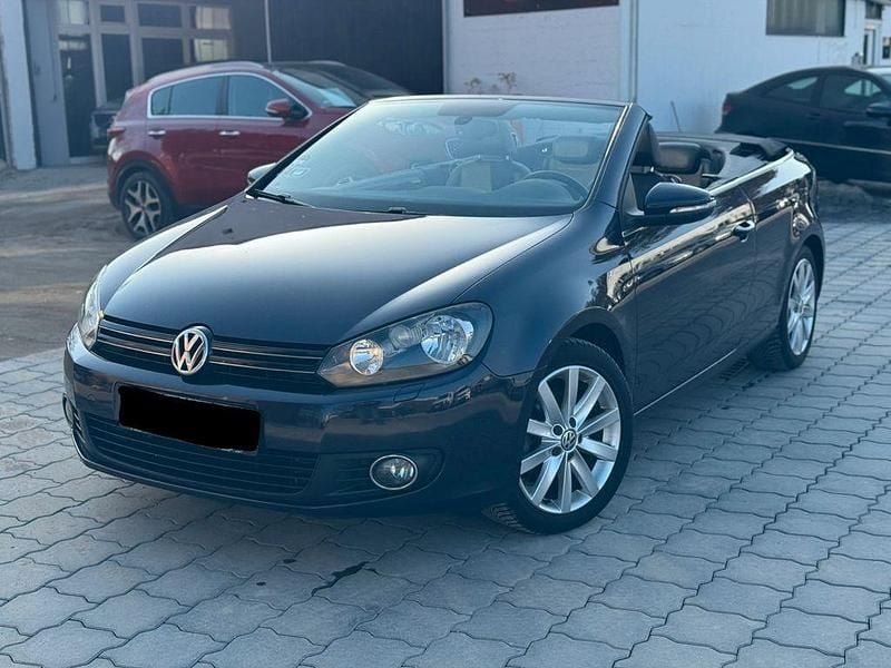 Gebraucht VW Golf 105 PS (77 kW) 2011 Violet Cabrio