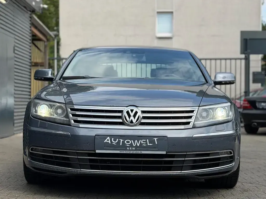 Gebraucht VW Phaeton 245 PS (180 kW) 2014 Grau Limousine