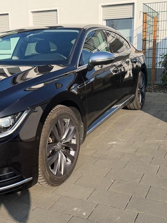 Gebraucht VW Arteon Elegance 150 PS (110 kW) 2017 Schwarz Kleinwagen