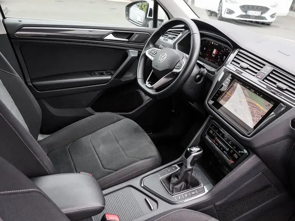 Gebraucht VW Tiguan Elegance 150 PS (110 kW) 2023 Weiß SUV