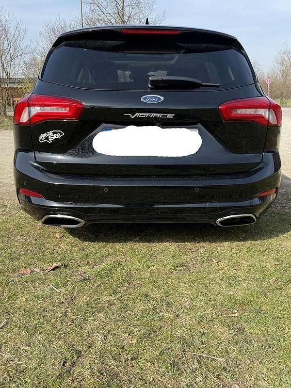 Gebraucht Ford Focus Vignale 150 PS (110 kW) 2019 Schwarz Kombi