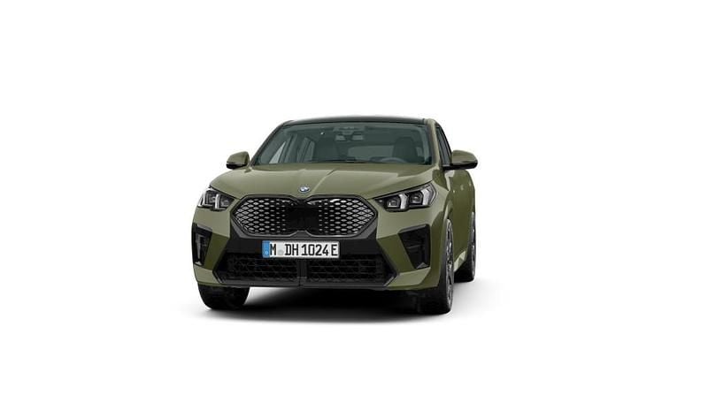 Gebraucht 2025 BMW iX2 Comfort Edition SUV | 50.490 € (Superpreis) - Bild 1/4