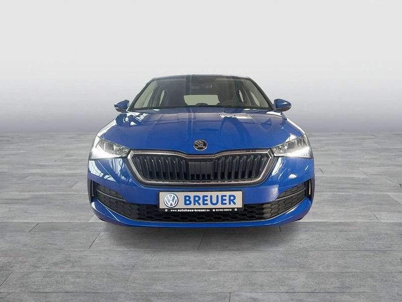 Gebraucht Skoda Scala Active 95 PS (69 kW) 2023 Blau Kleinwagen