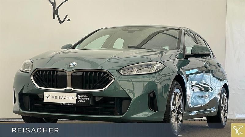 Gebraucht BMW 120 163 PS (119 kW) 2025 Cape york grün metallic Kleinwagen