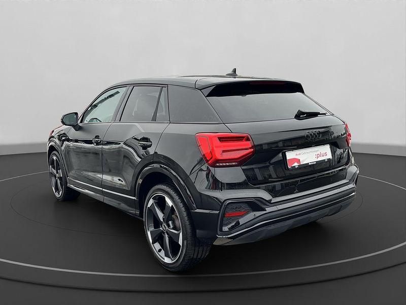 Gebraucht Audi Q2 S-Line 150 PS (110 kW) 2024 Metallic SUV