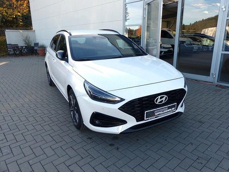 Neu Hyundai i30 Advantage 101 PS (74 kW) 2025 Weiß Kombi