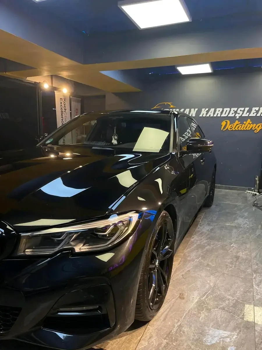 Gebraucht BMW 330 M Sport 258 PS (189 kW) 2016 Schwarz Limousine