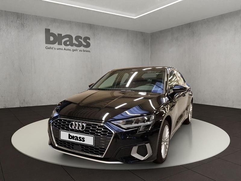 Brillantschwarz Gebraucht 2022 Audi A3 Sportback e-tron Advanced Plus Limousine | 25.400 € (Fairer Preis) - Bild 1/4