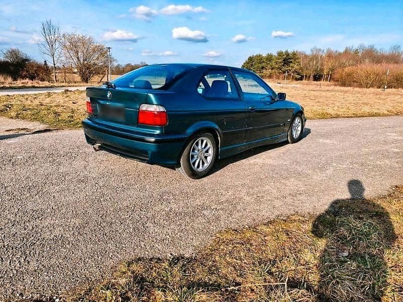 Gebraucht BMW 323 Compact 170 PS (125 kW) 1997 Grün Kleinwagen