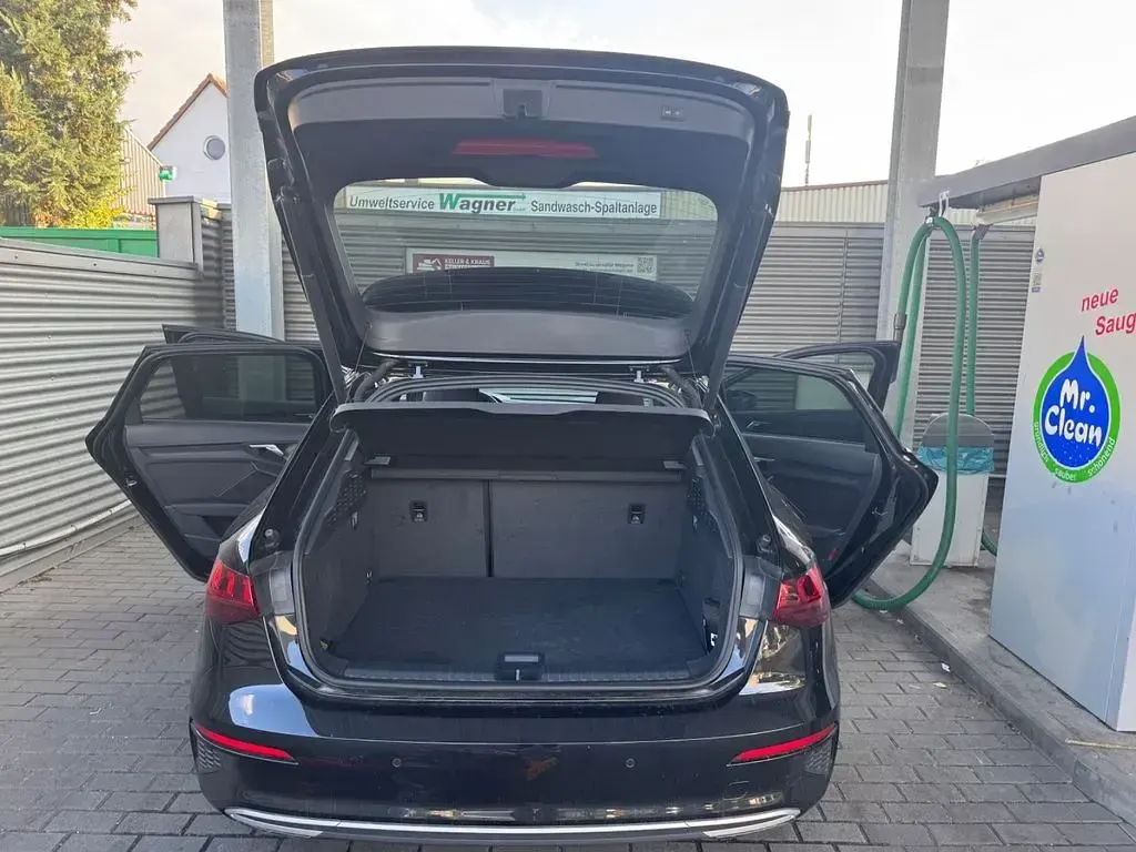 Gebraucht Audi A3 Advanced 150 PS (110 kW) 2023 Schwarz Limousine