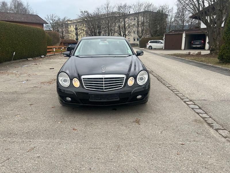 Gebraucht Mercedes 220 166 PS (122 kW) 2006 Schwarz Limousine