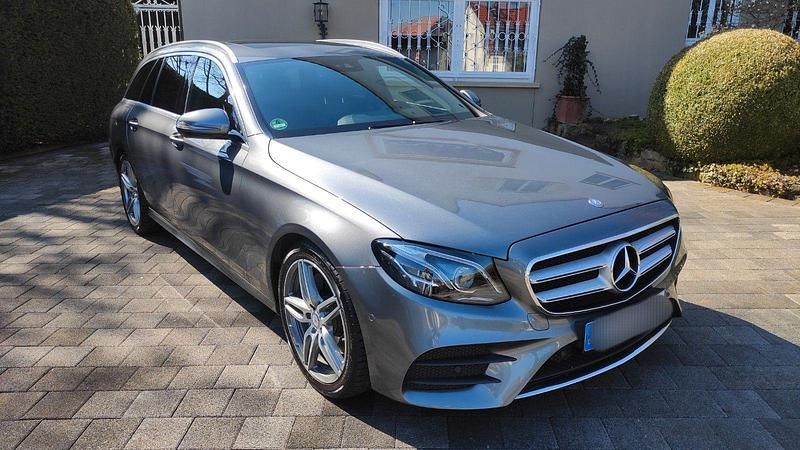 Gebraucht Mercedes E200 Sport 184 PS (135 kW) 2017 Grau Kombi
