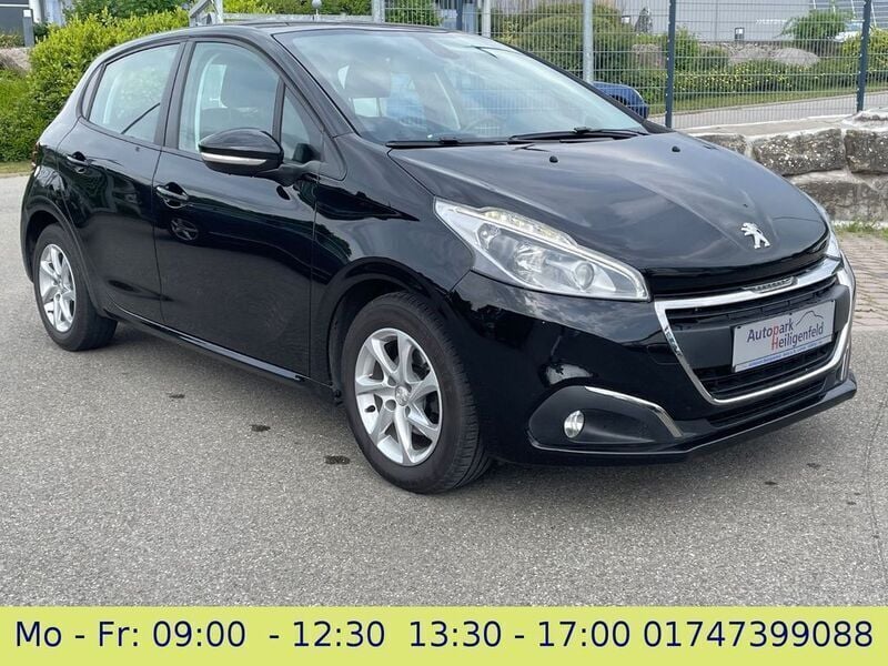 Schwarz Gebraucht 2017 Peugeot 208 Kleinwagen | 4.299 € (Guter Preis) - Bild 1/4