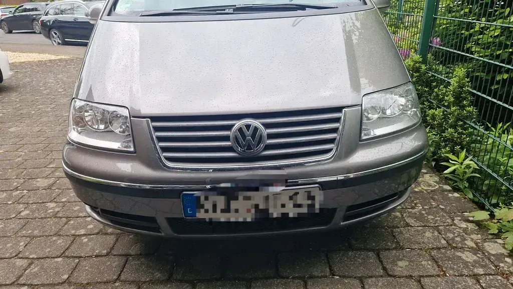 Gebraucht VW Sharan United 140 PS (102 kW) 2009 Beige Van / Kleinbus