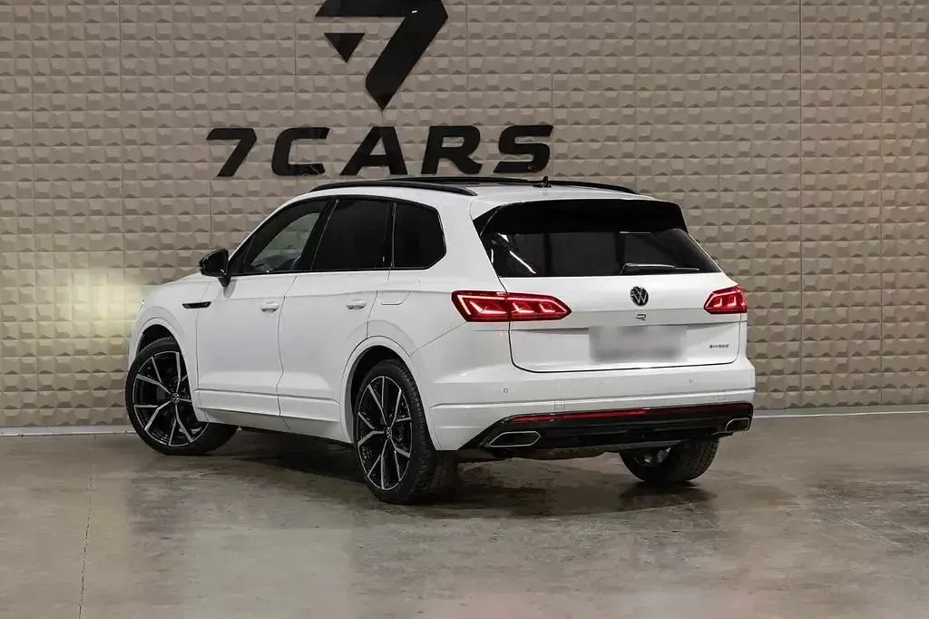 Gebraucht VW Touareg R 462 PS (339 kW) 2021 Weiß SUV